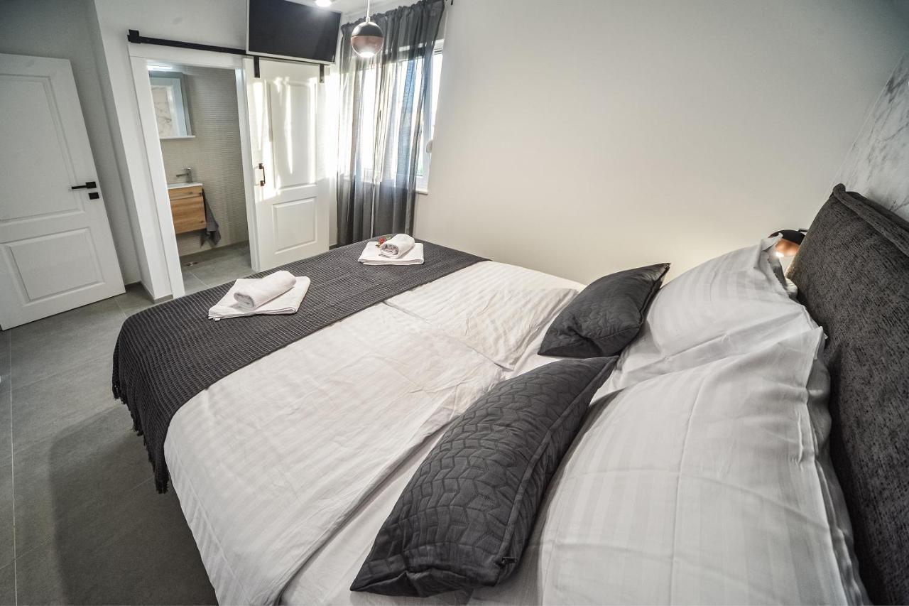 Cube Residence Kastela Ngoại thất bức ảnh