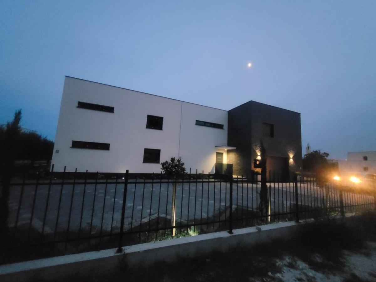 Cube Residence Kastela Ngoại thất bức ảnh