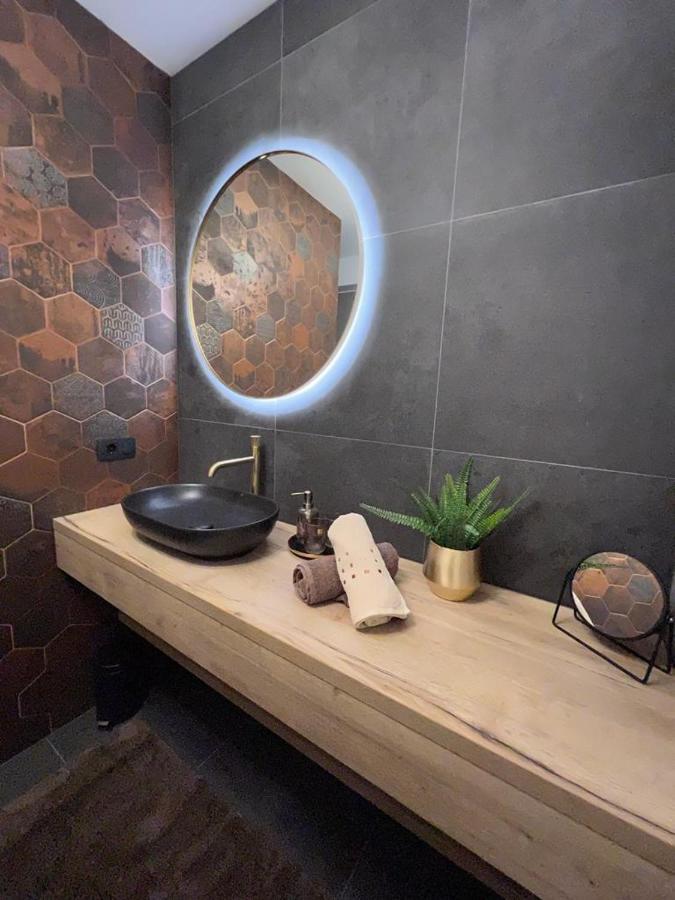 Cube Residence Kastela Ngoại thất bức ảnh